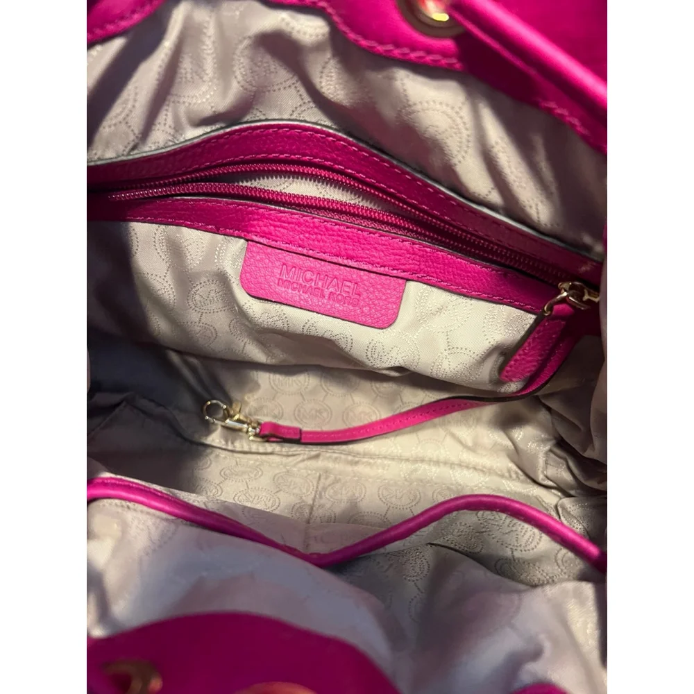 Michael Kors Camden Medium Leather Drawstring Satchel Bag - Picture 11 of 13